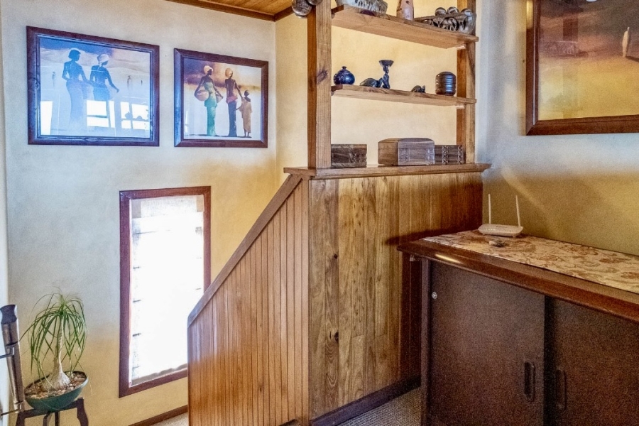 4 Bedroom Property for Sale in Herolds Bay Western Cape